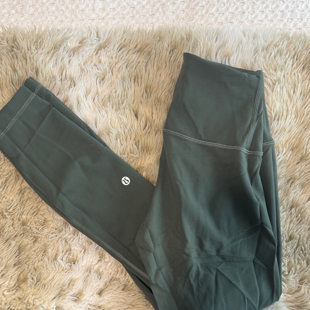 Lululemon Wunder train